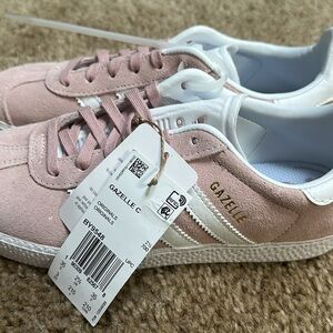 Adidas Gazelle kids  Blush Sneakers